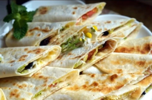 صاج مرتديلا جبن